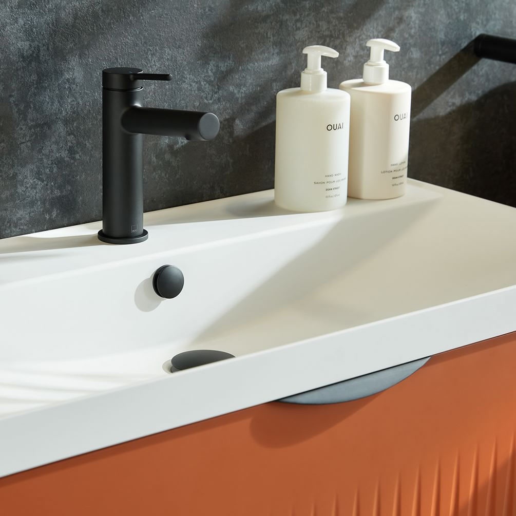 Vado Safari Lever Matt Black Mono Basin Mixer With Waste - Lifestyle Image 1